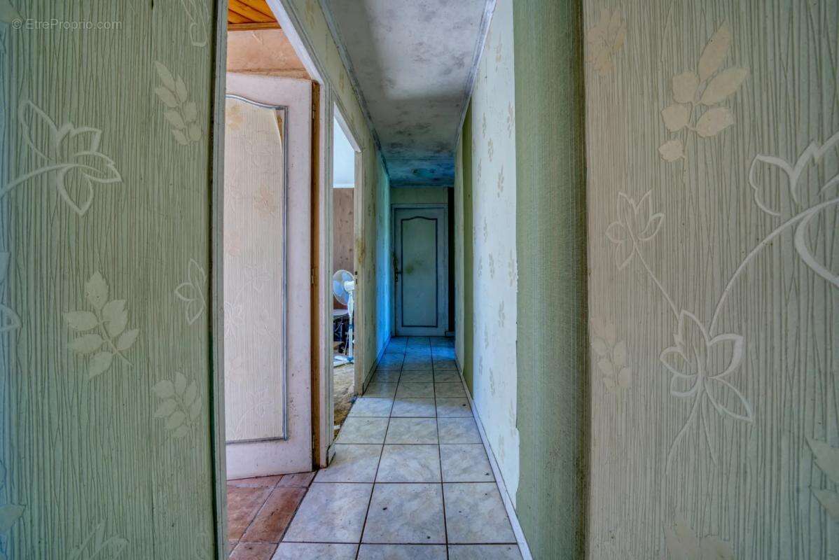 Maison à AMURE