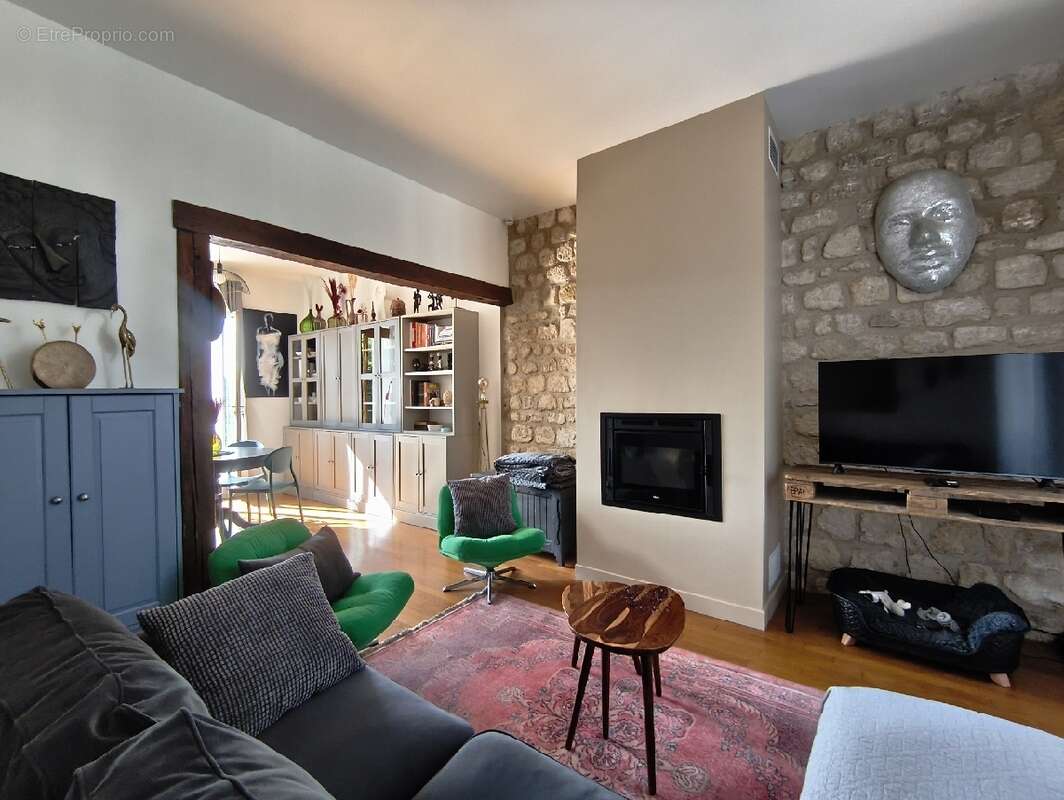 Maison à NESLES-LA-VALLEE