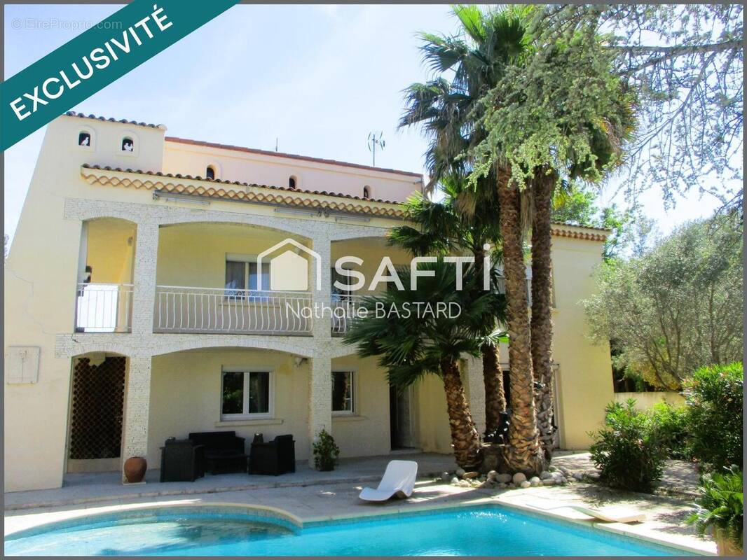 Photo 1 - Maison à SAUSSET-LES-PINS