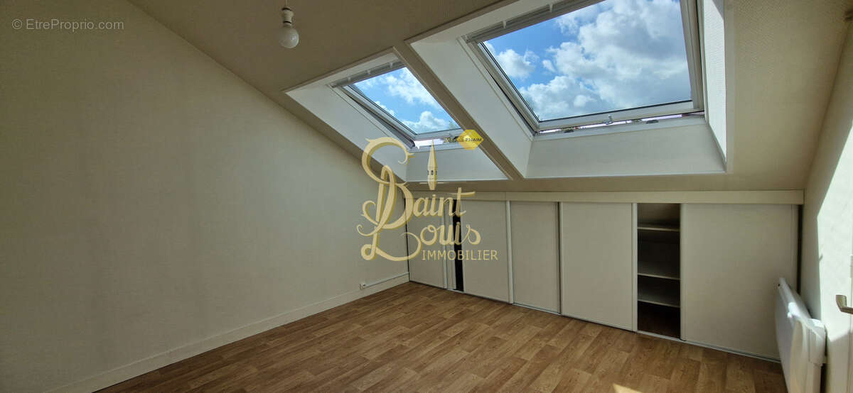 Duplex de 75.99 m2 type 3 avec cellier et 2 parkings couverts - photo 10