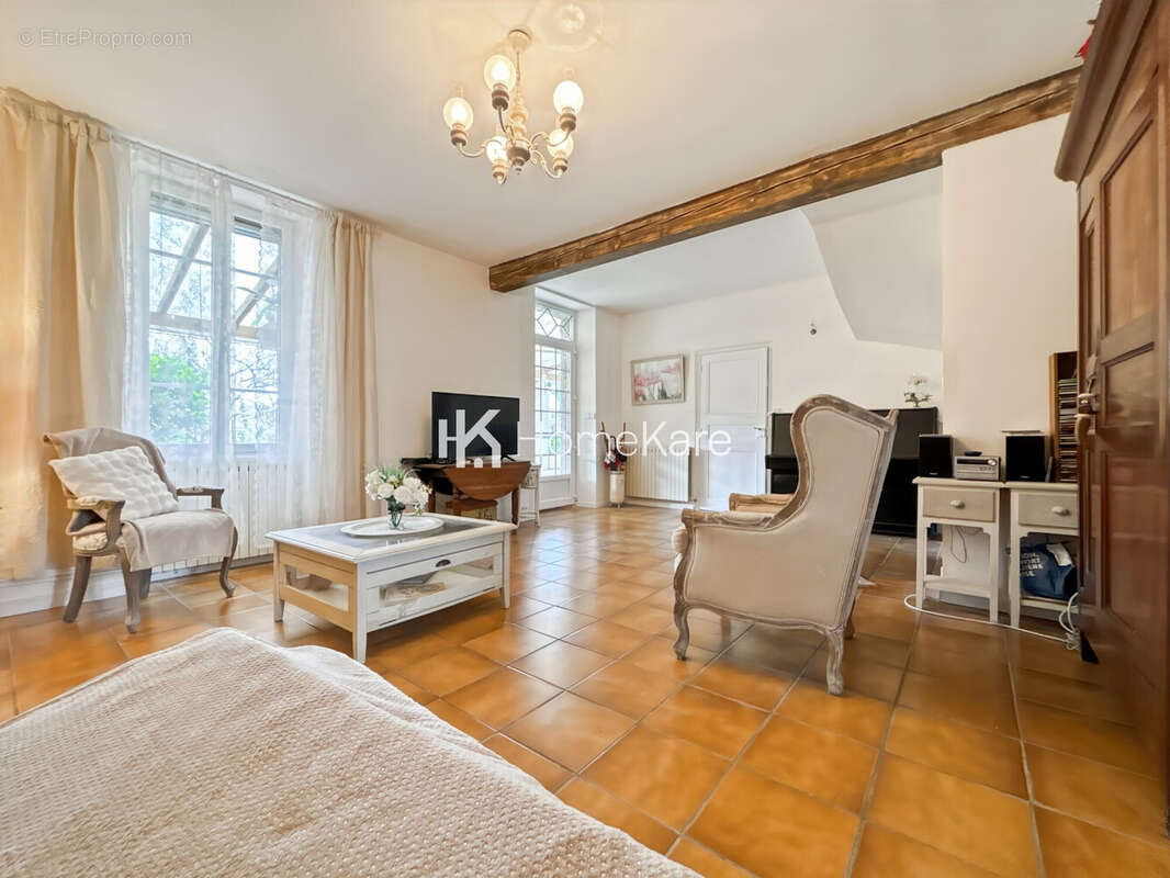 Maison à SOUAL
