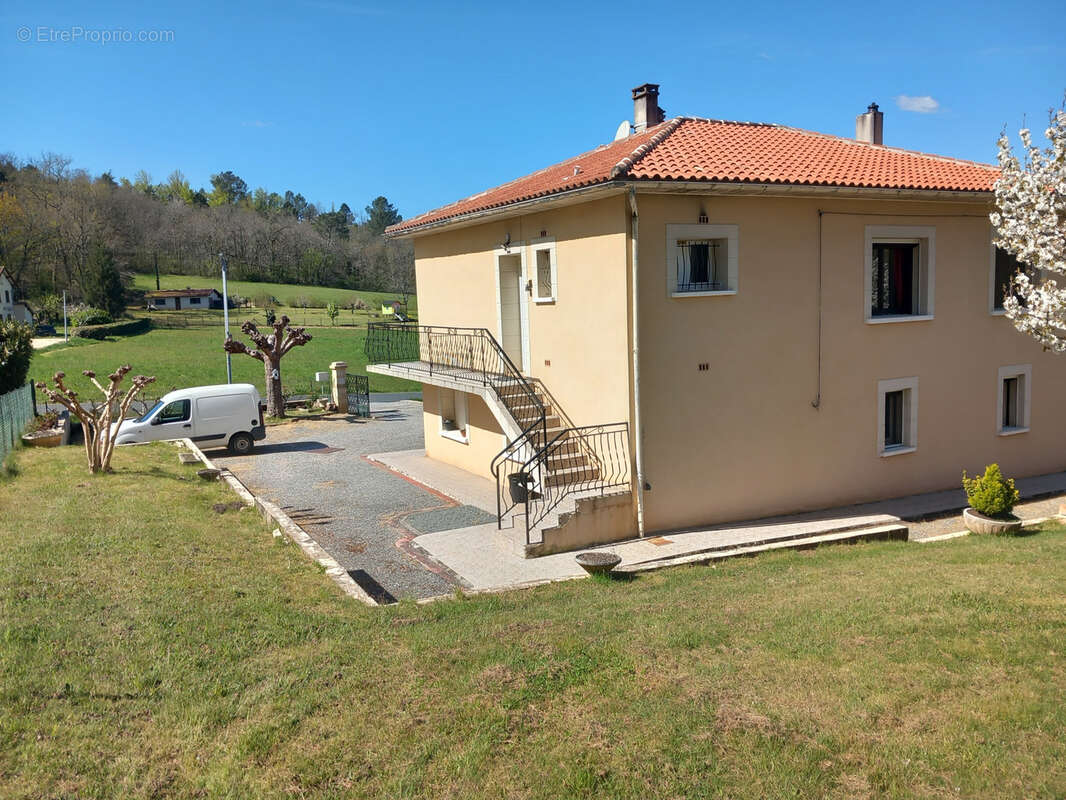 Maison à FUMEL