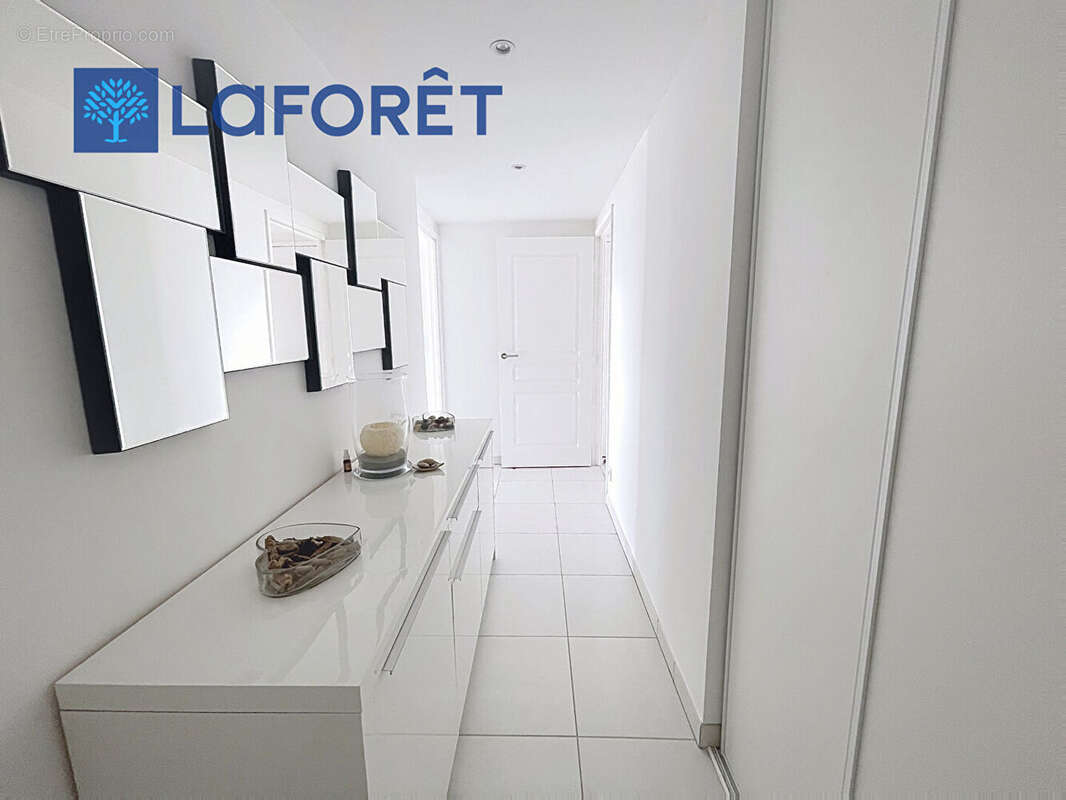 Appartement Cagnes Sur Mer 3 pièce(s) 61.57 m2 - photo 13