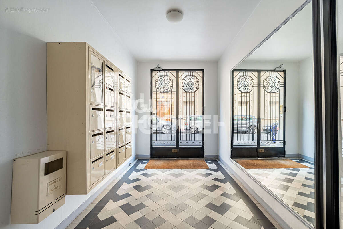 Appartement à ASNIERES-SUR-SEINE