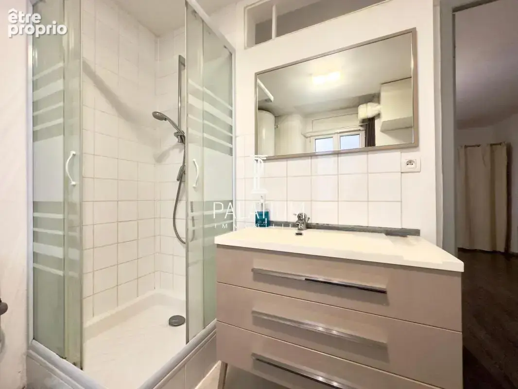 À vendre - Appartement T2 lumineux de 47 m² - Centre-ville - photo 10