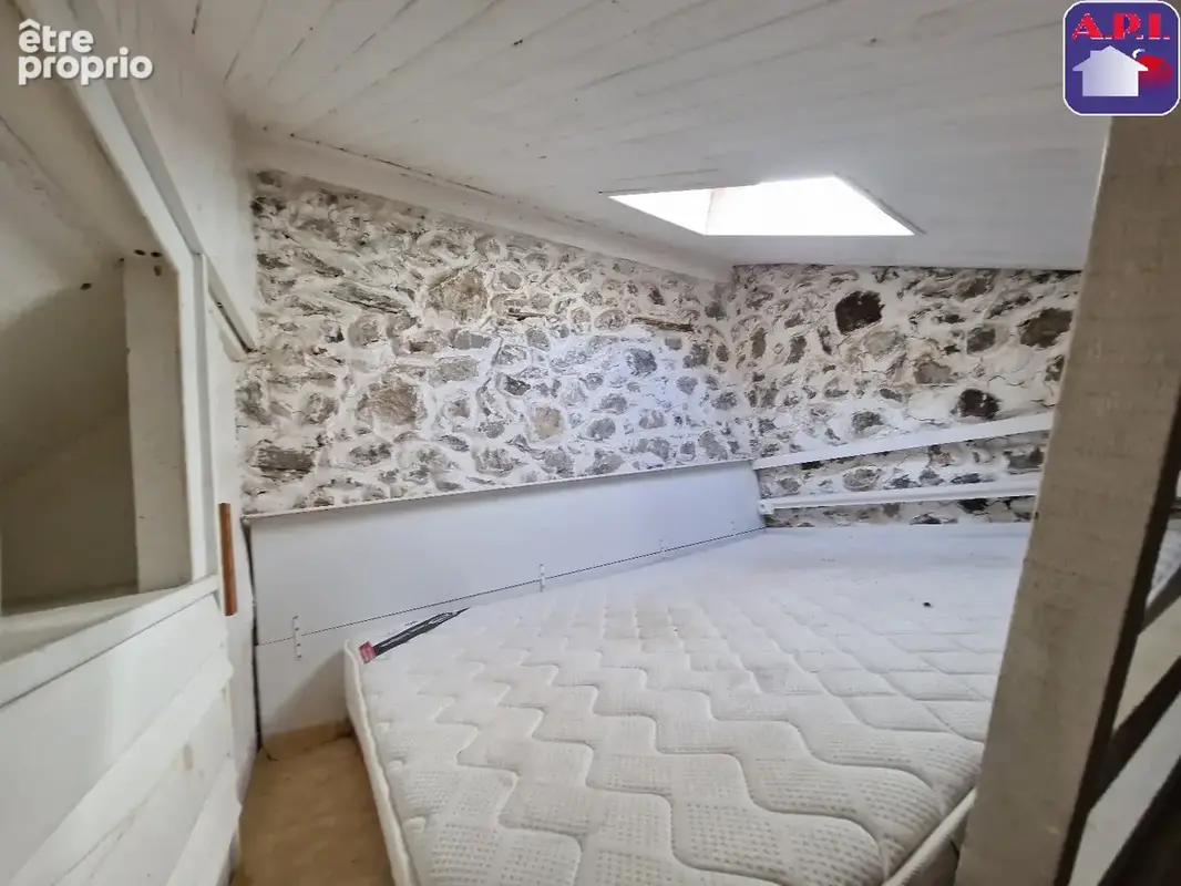 Maison 70 m² à Tarascon-Sur-Ariege  - photo 3