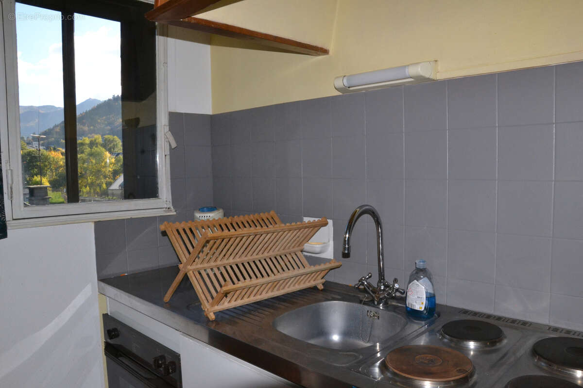T2 de 29 m2 avec vues dégagées, parking et cave privative - photo 3