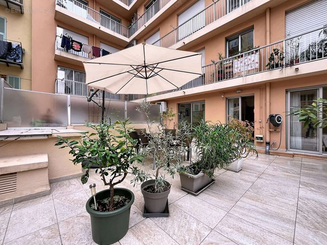 Appartement à NICE