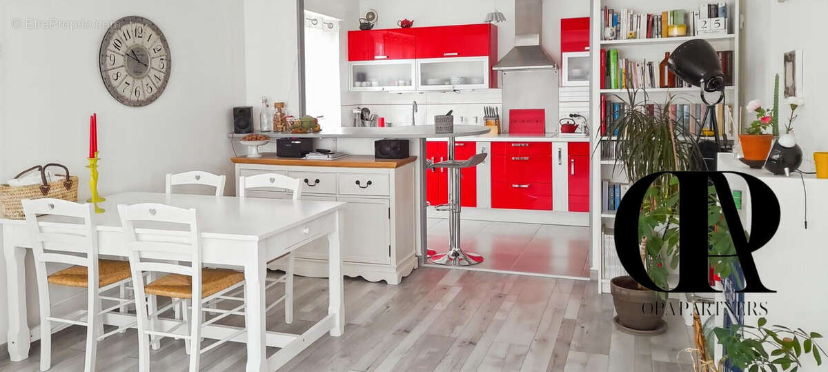 Appartement à LES ULIS