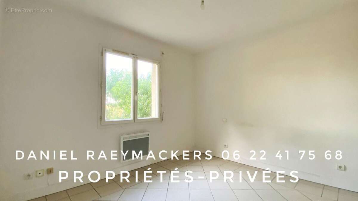 EXCLUSIVITÉ  Plain-pied 97 m², 3 chambres, garage et terrain clos de plus de 1 000 m² à 5 min de Montpon-Ménestérol - photo 8