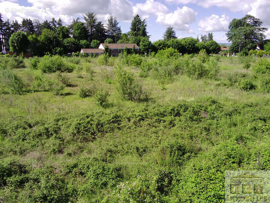 Terrain à LA COTE-SAINT-ANDRE