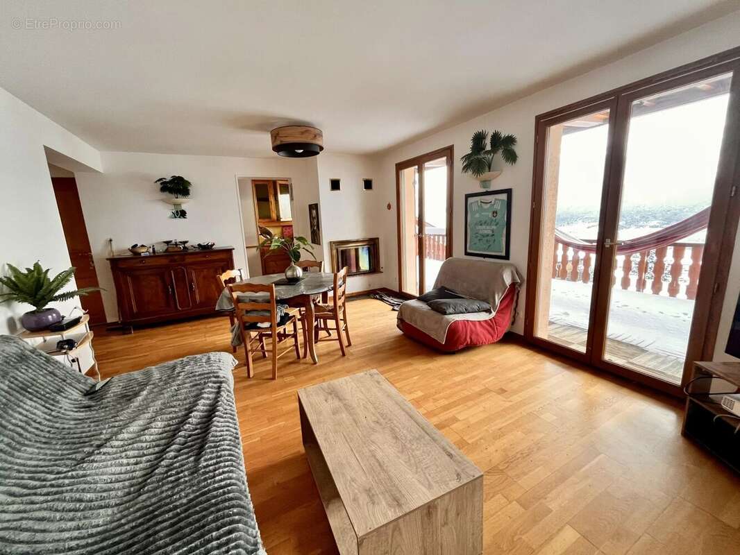 Maison à LES ANGLES