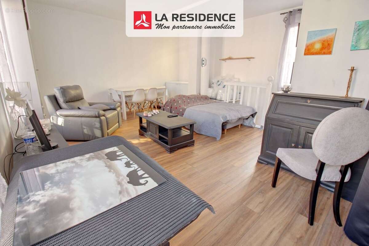 Commerce 60 m² à Conflans-Sainte-Honorine  - photo 8