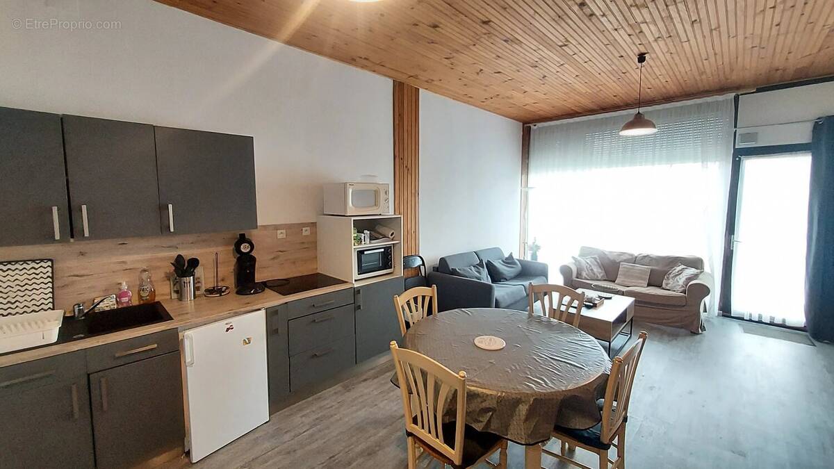 Appartement à CAMIERS