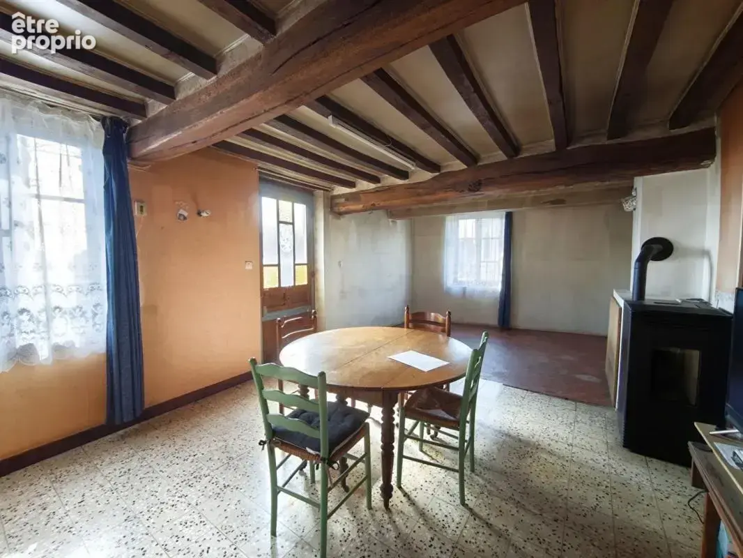 Maison de caractère, dépendances et 7 100 m² de terrain - photo 5