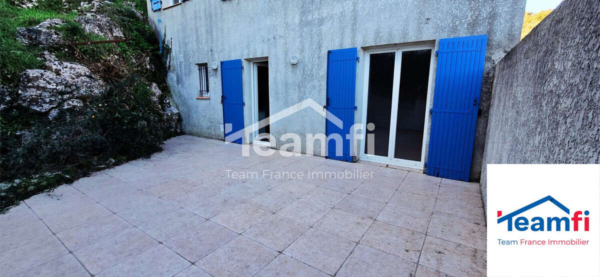 Appartement 150 m² à Ales  - photo 7