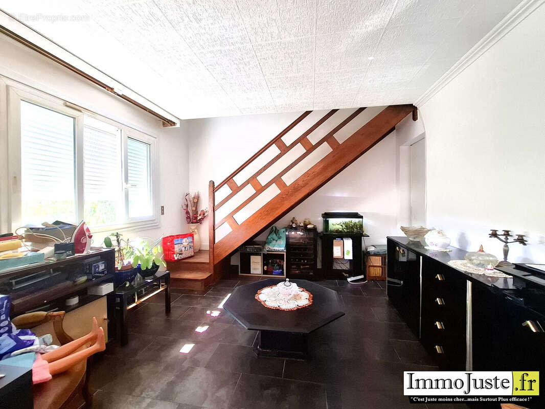 Maison 170 m² à Epernon  - photo 7