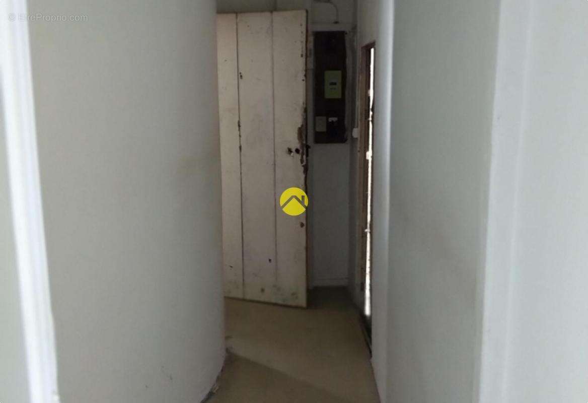 Maison à LURCY-LEVIS