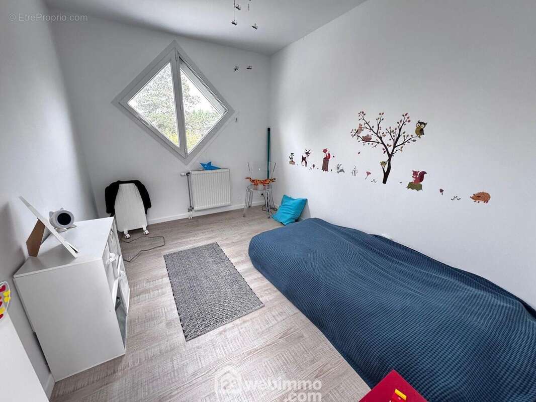 ... la deuxième chambre... - Maison à BONDOUFLE