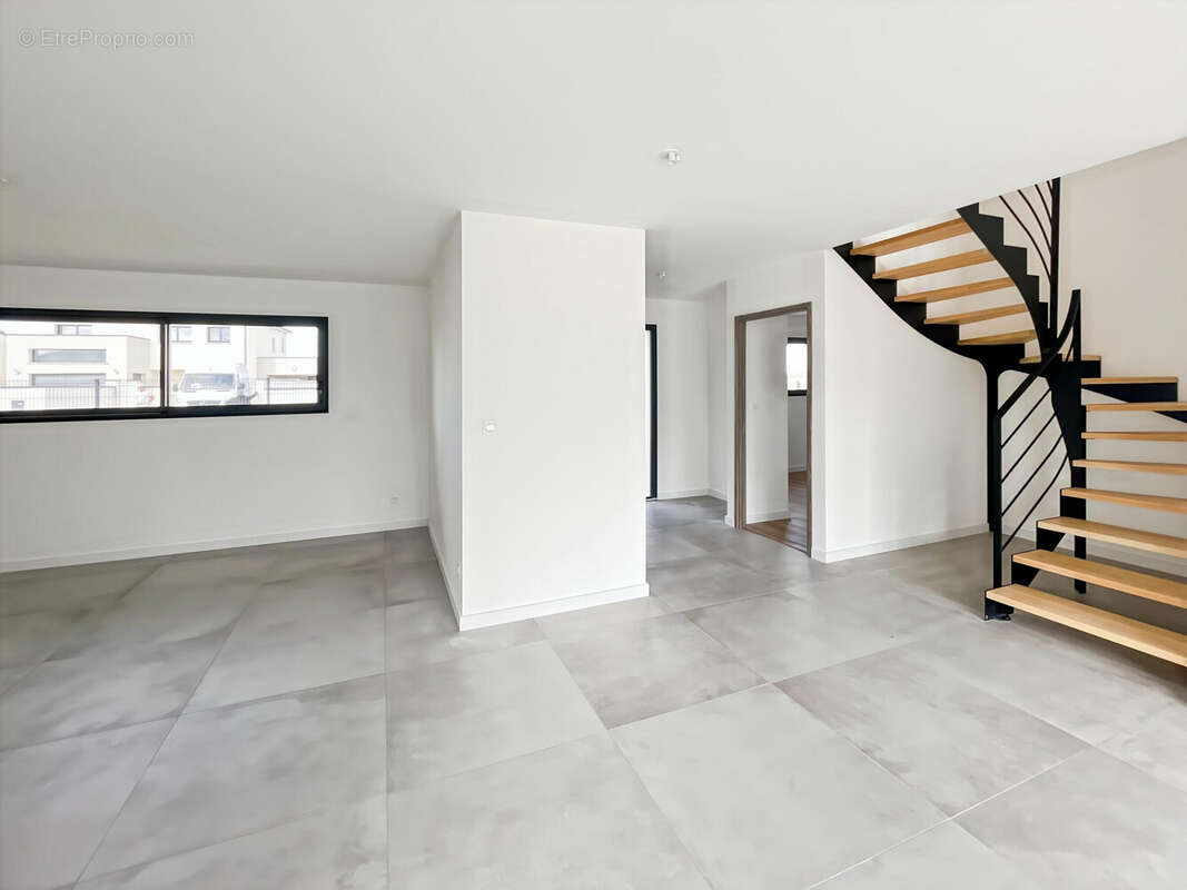 Maison à BIEVILLE-BEUVILLE