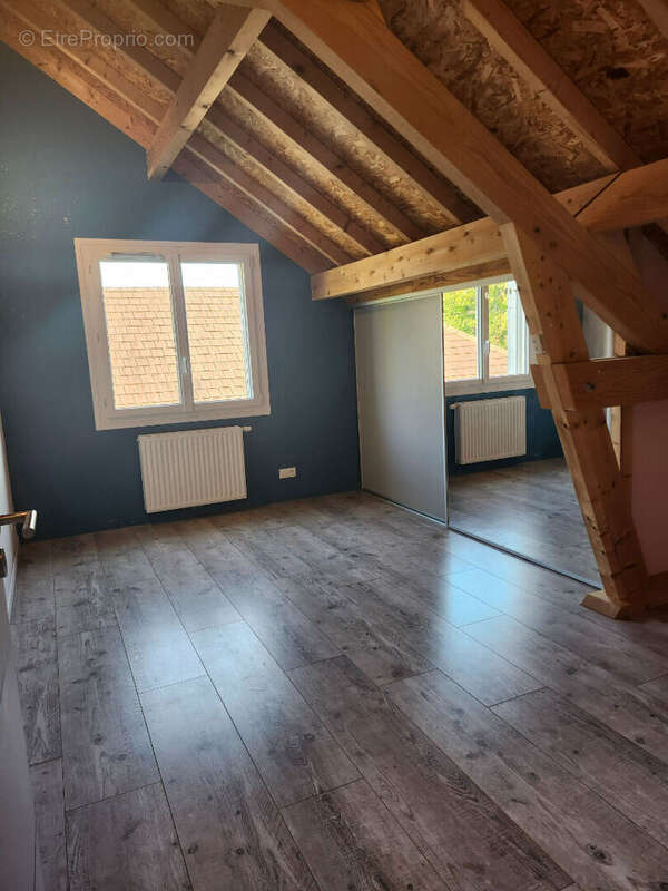 Maison à MONT-SOUS-VAUDREY