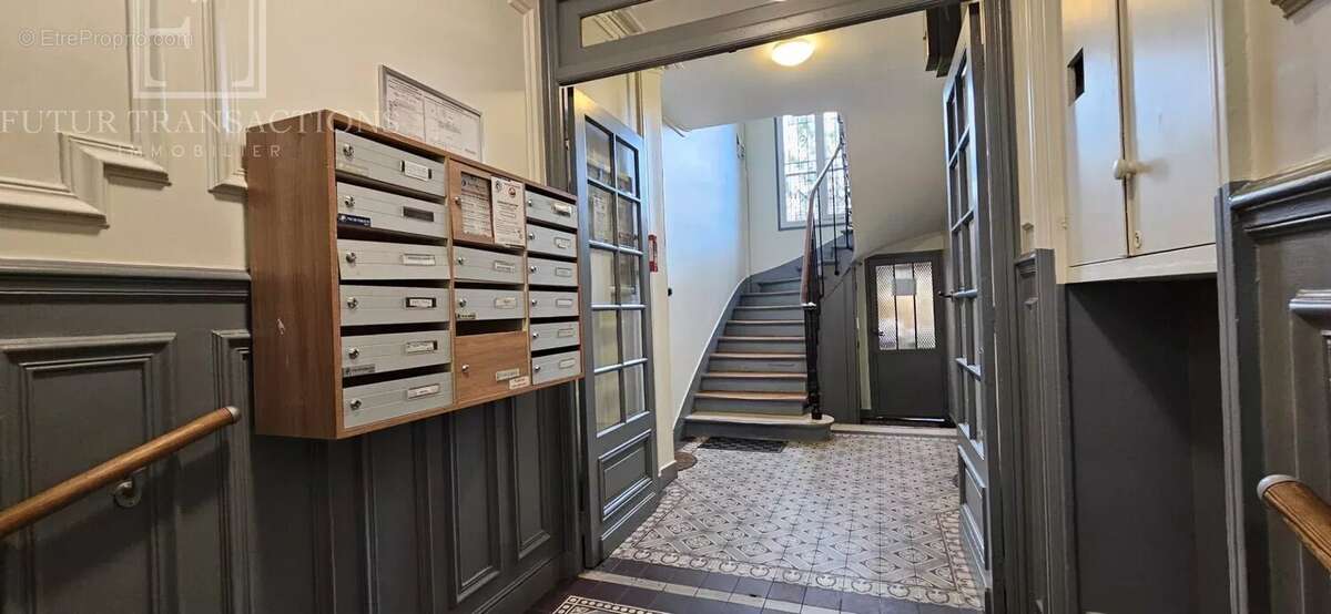 Appartement à ASNIERES-SUR-SEINE