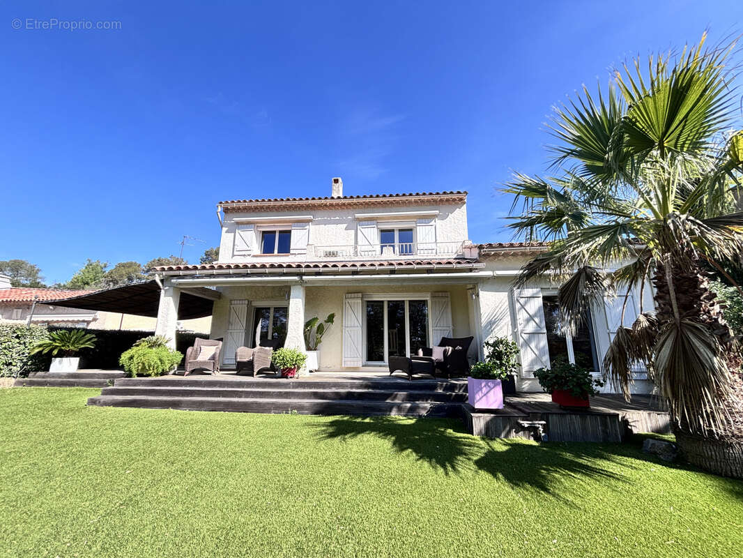 Maison à SAINT-RAPHAEL