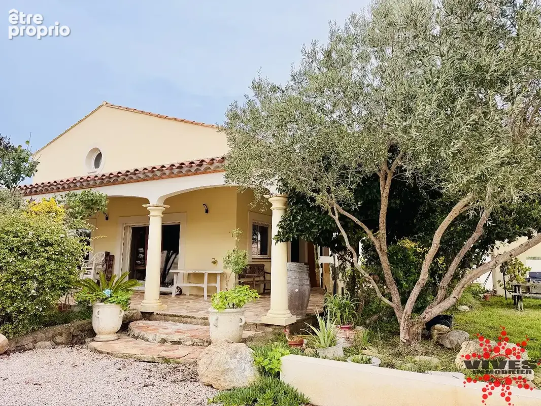 Maison traditionnelle T4 de plain-pied avec mezzanine et  piscine - photo 1