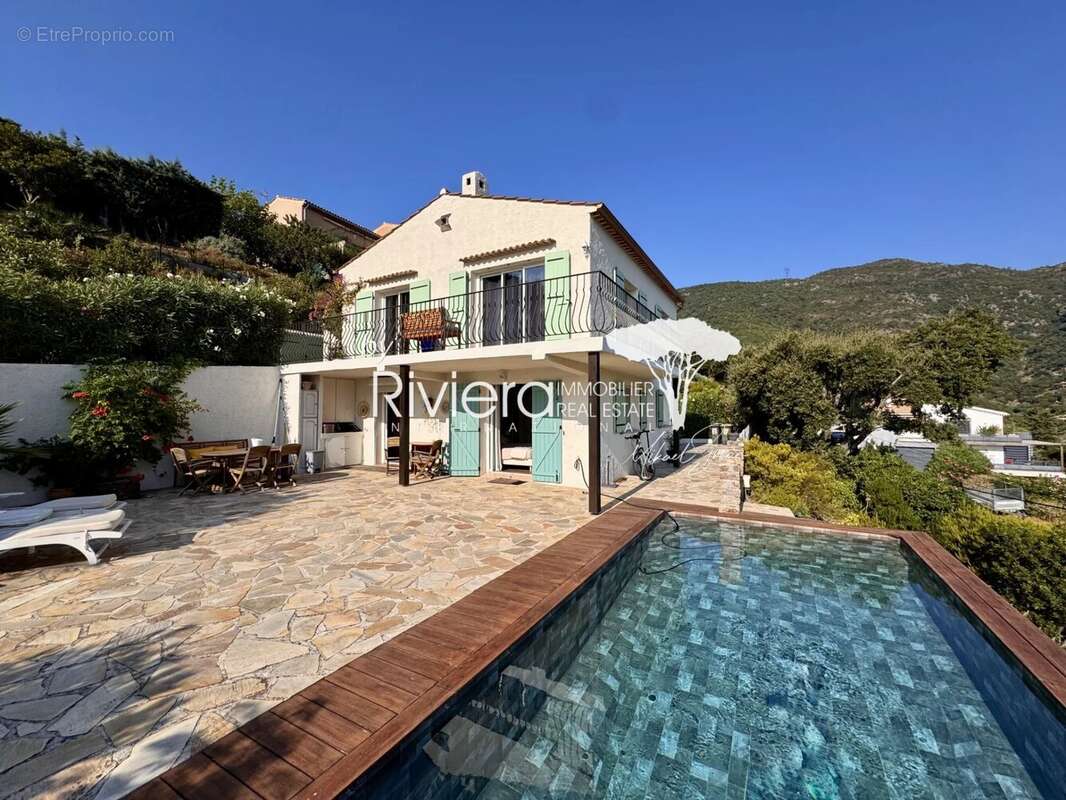 Villa avec Piscine et Vue Mer !!! - photo 3