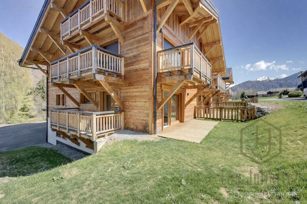 Appartement à ESSERT-ROMAND