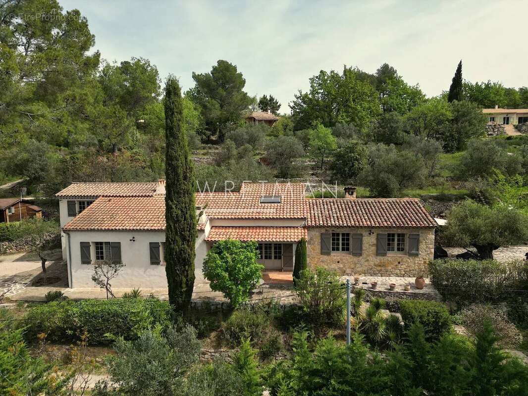 Maison à SEILLANS