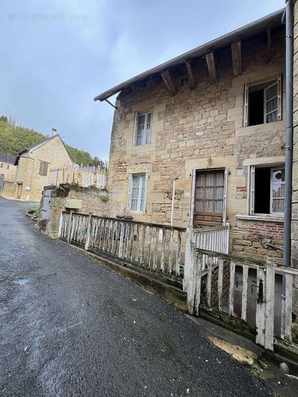 Maison à PERPEZAC-LE-BLANC