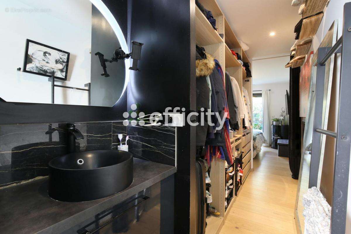 Maison à SAINTE-FOY-D&#039;AIGREFEUILLE