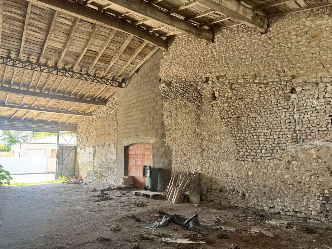 Maison à SEMUSSAC