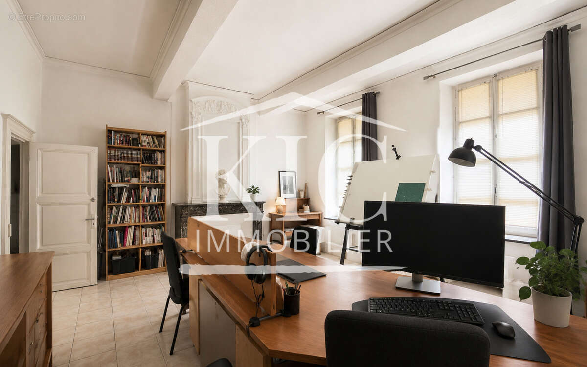 CARCASSONNE CENTRE-VILLE - Appartement T2 vendu loué - Investissement locatif immédiat - photo 4