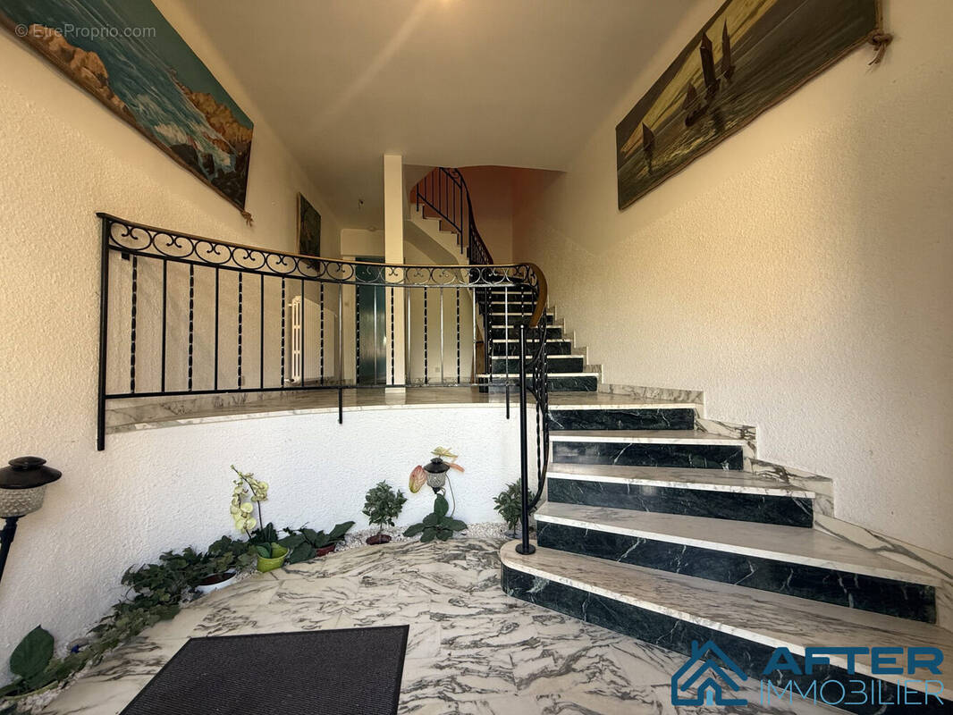 Maison à DENEUVRE