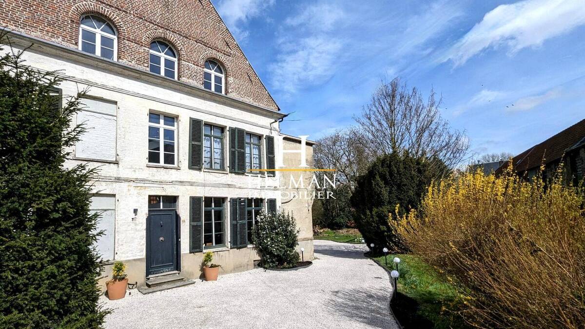 Maison 226 m² à Blendecques  - photo 6