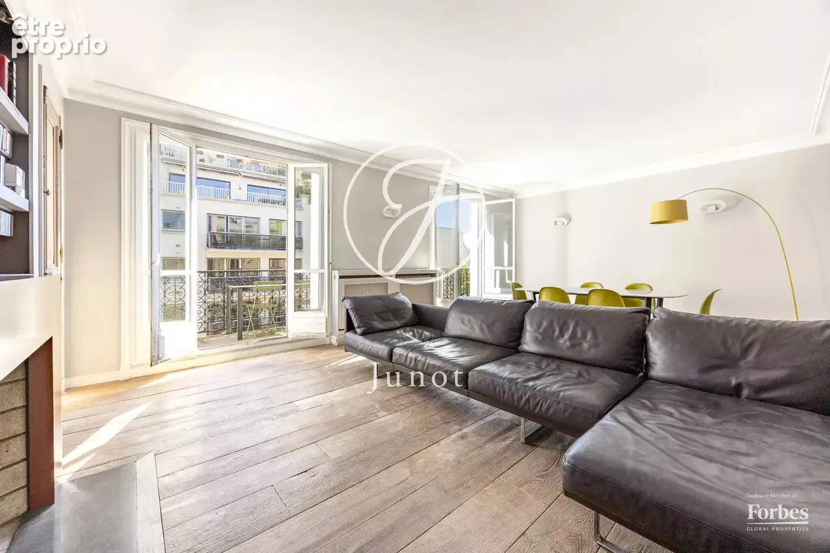 Paris 16e - JASMIN - Appartement - 6 pièces - 156,48m² Carrez - 157,46m² au sol - 4 chambres - Étage élevé - Balcon filant - photo 5