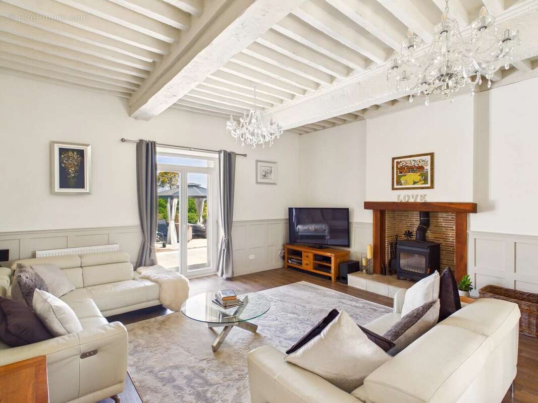 Maison à MONTIGNAC-DE-LAUZUN