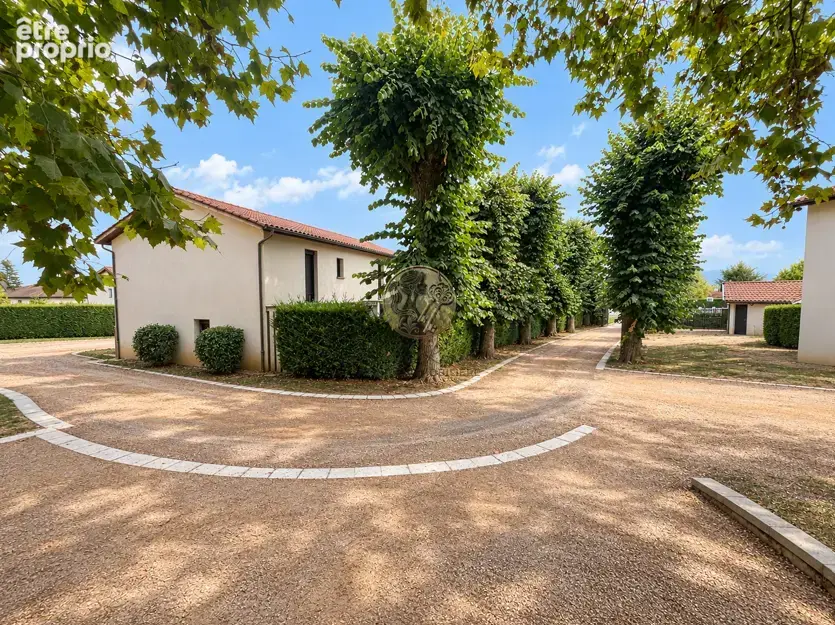 Appartement de charme de 66 m2 en duplex dans une propriété bourgeoise   Vue sur les Monts d’Or - photo 21