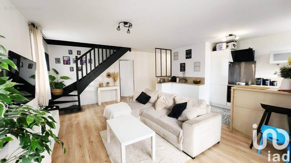 Photo 1 - Appartement à VAIRES-SUR-MARNE