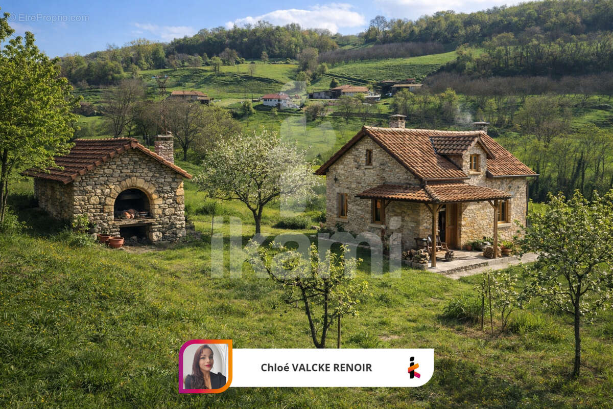 Terrain à CHEVRIERES