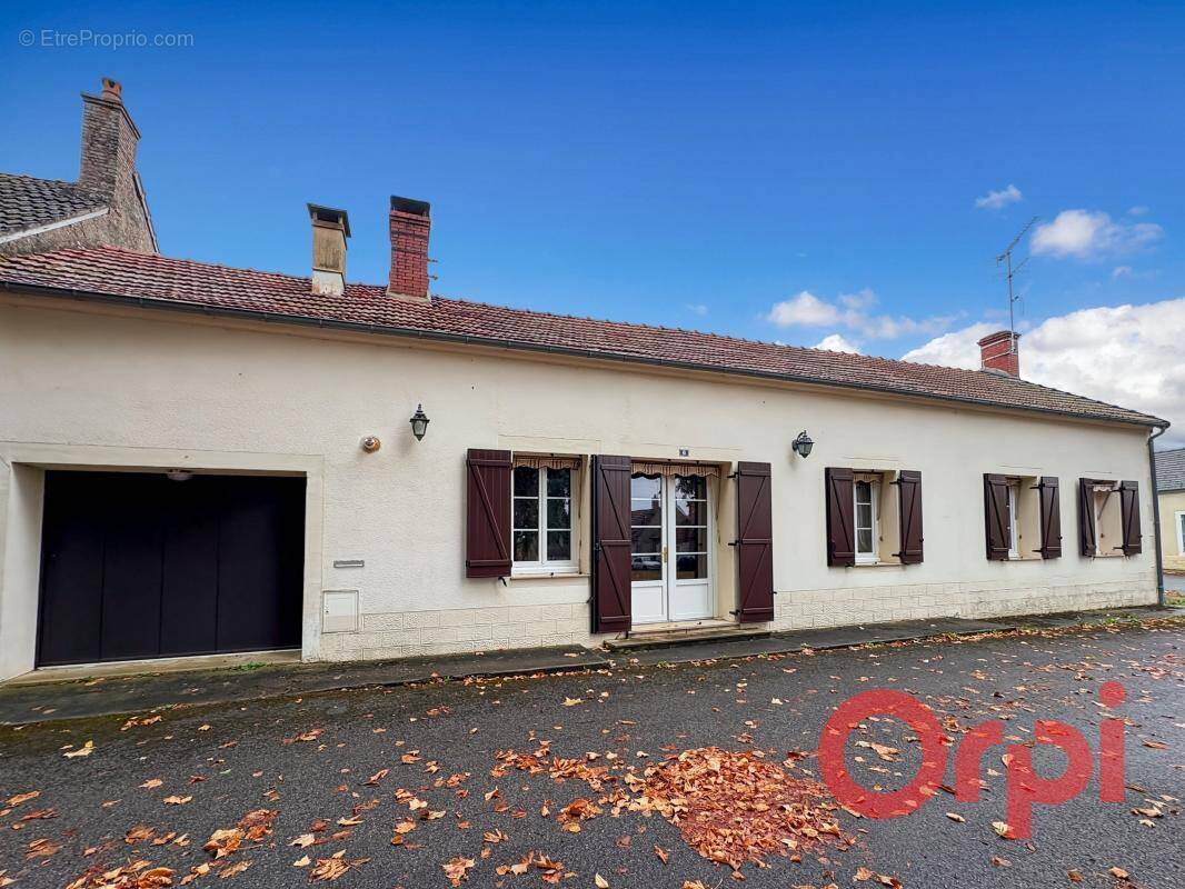 Maison à GERMIGNY-L'EXEMPT