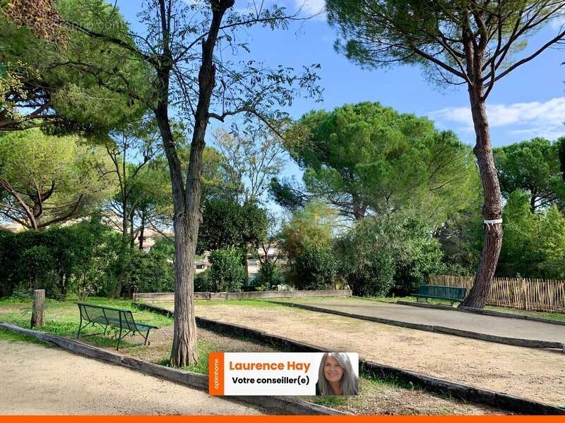 Appartement  3 pièces 78 m² - 2 Chambres - Cave - Garage - Parc - Piscine - Tennis - Tram Ligne 5 - Proximité Parc Montcalm - photo 10