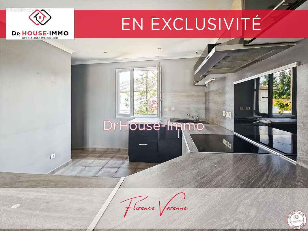 Maison à MONTROND-LES-BAINS