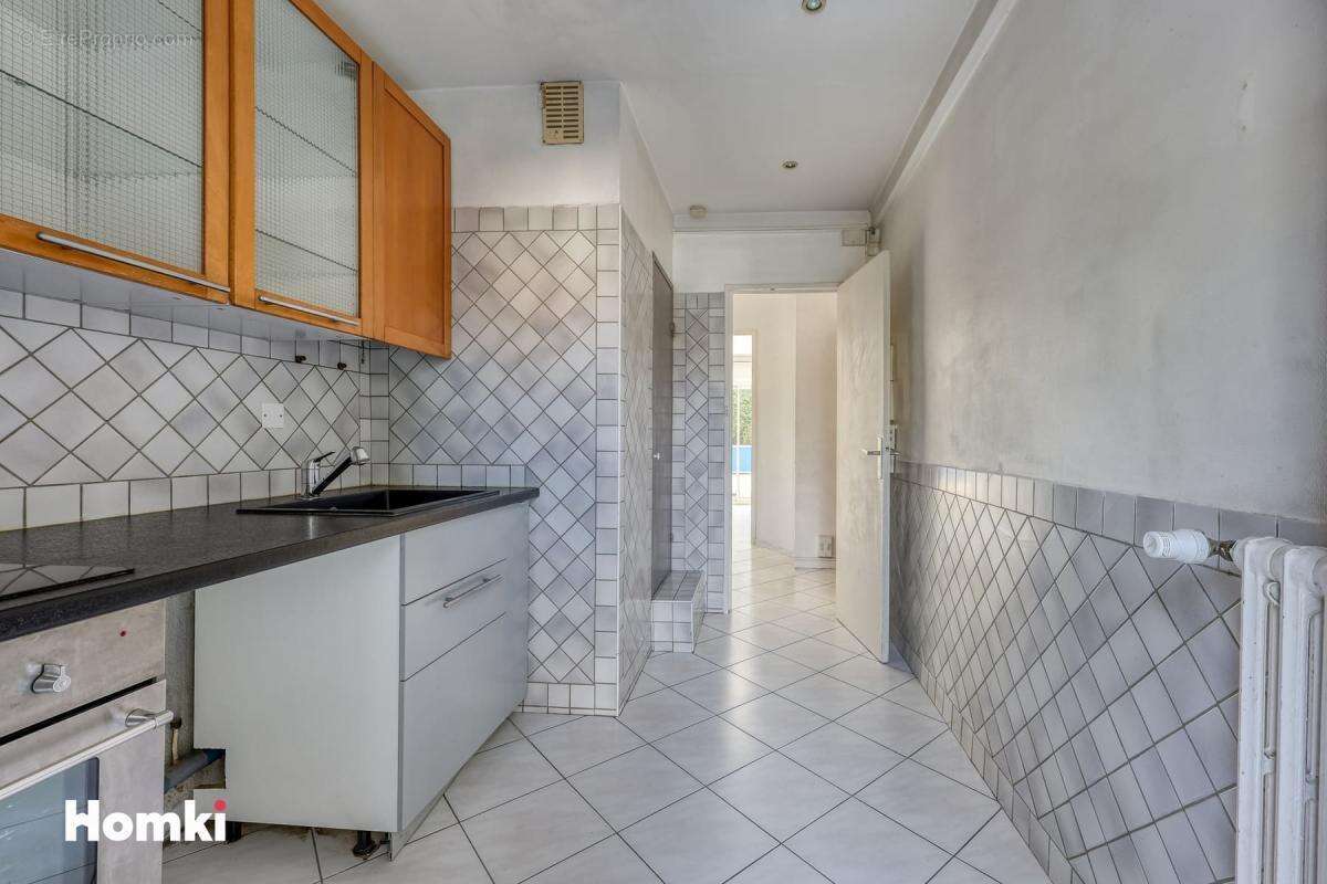 A vendre ! Appartement T3 de 67 m² - terrasse - à Toulon 83000, Avenue Edouard Latil - Aguillon - 83000 Toulon - photo 6
