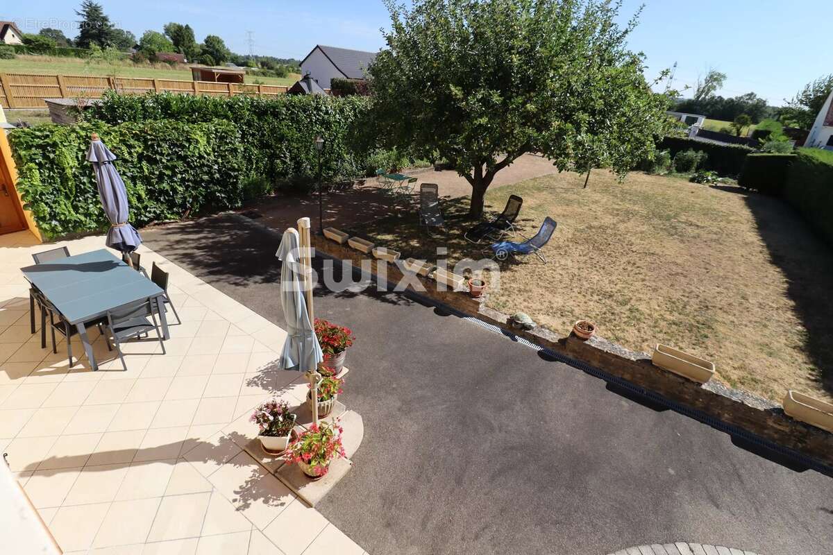Maison familiale de 148 m² - 4 chambres et 1 grand bureau - photo 2
