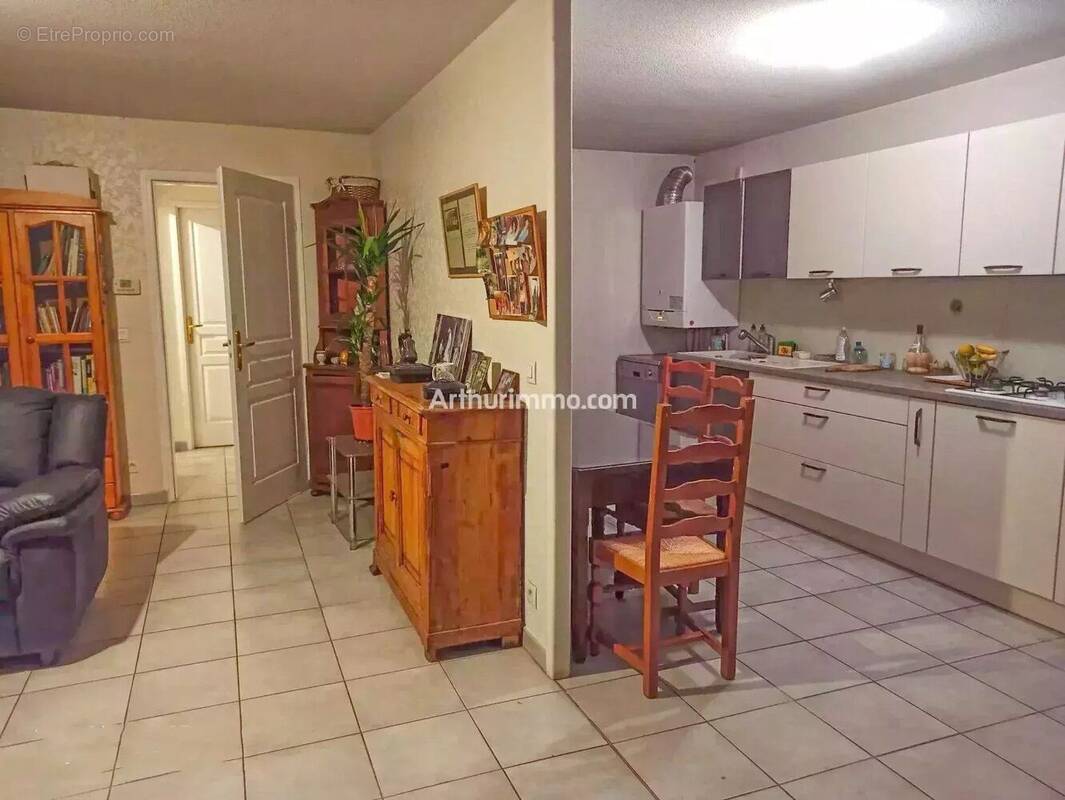 Appartement à SAINT-MARTIN-D'HERES
