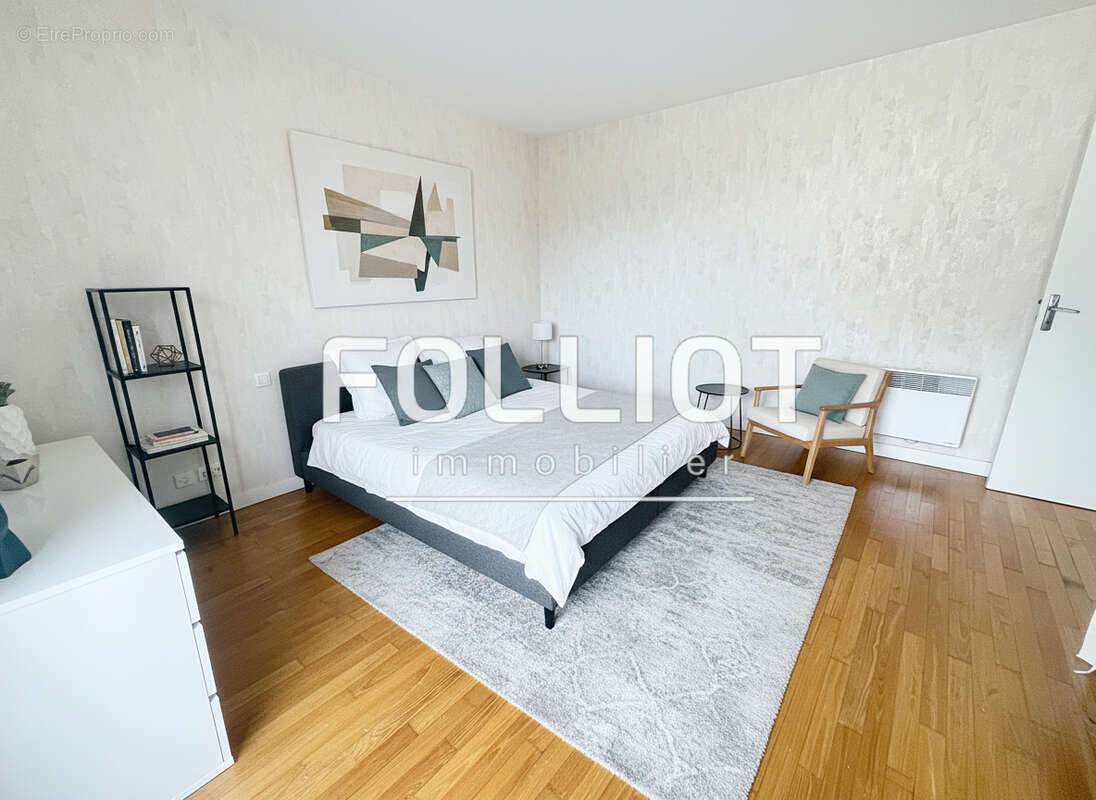 Appartement à FOUGERES