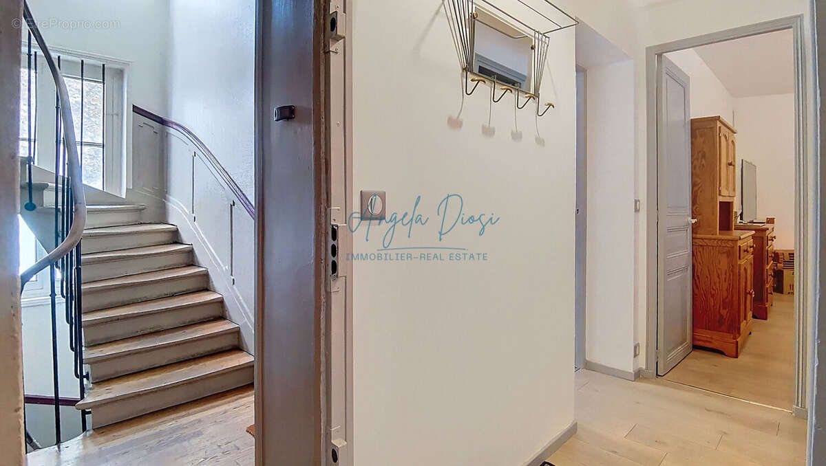 Appartement à PARIS-11E